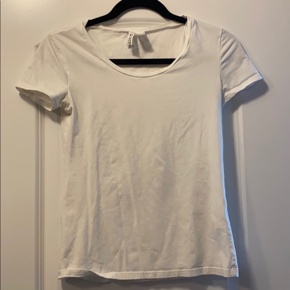 White scoop neck T-shirt